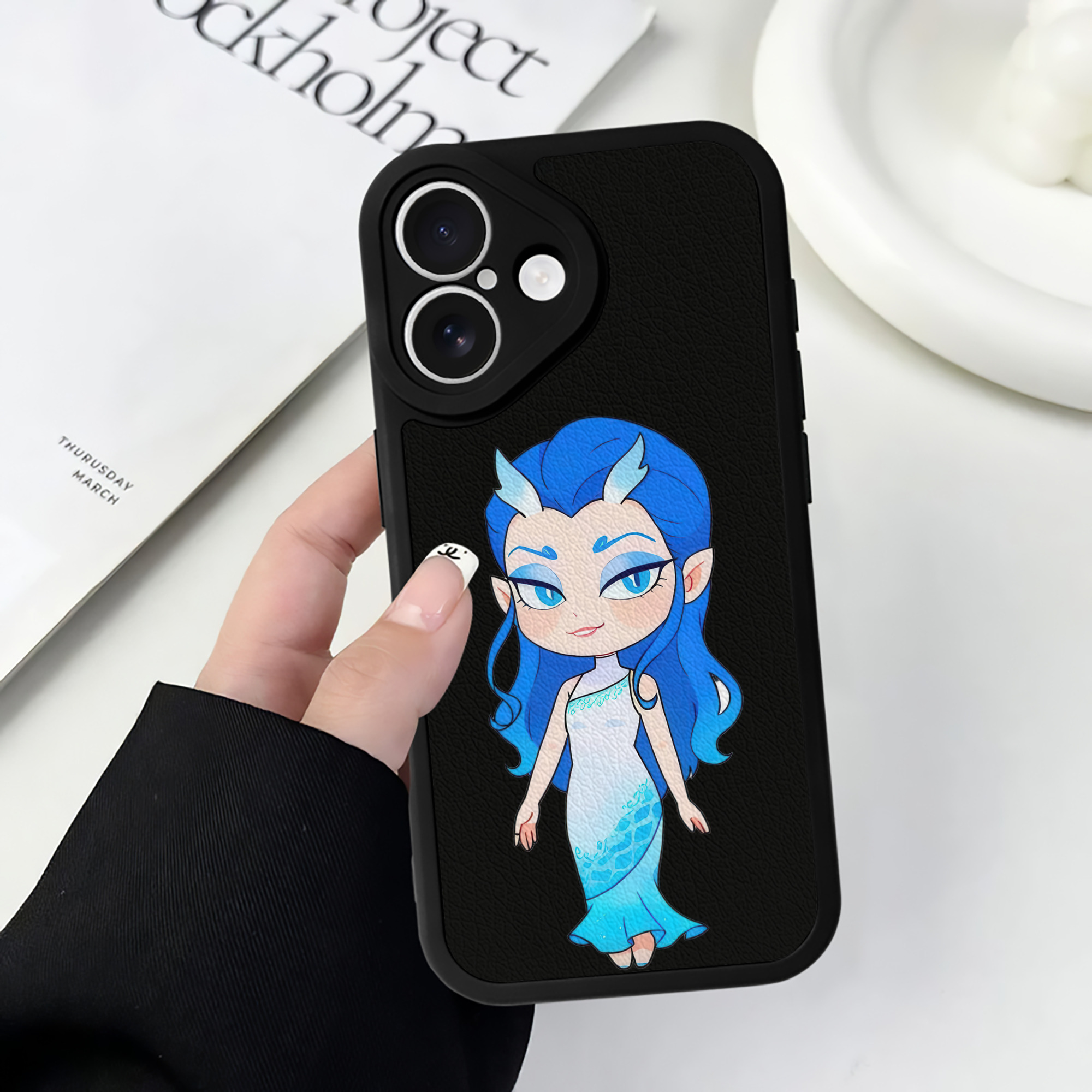 （画像用） Ne Zha 2 ナタ 魔童の大暴れ 【iPhone 16シリーズ対応】シリコンスマホケース（レザー調） 材質：シリコン